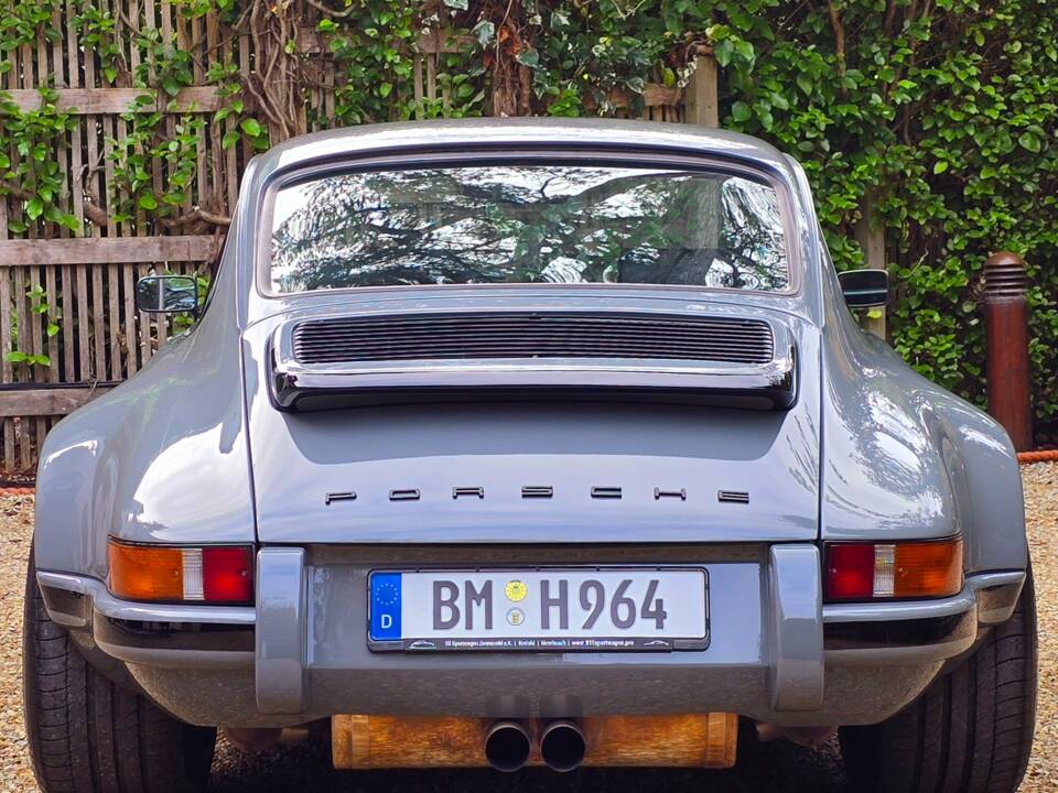 Image 50/100 of Porsche 911 Carrera 2 (1989)