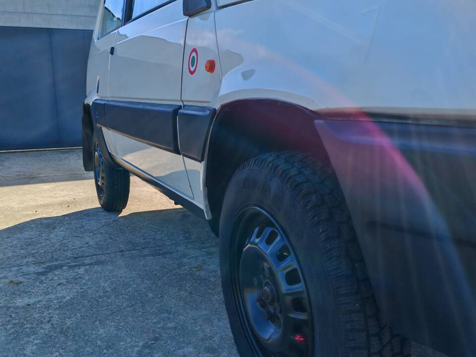 Image 16/39 of FIAT Panda 4x4 1,0 (1986)