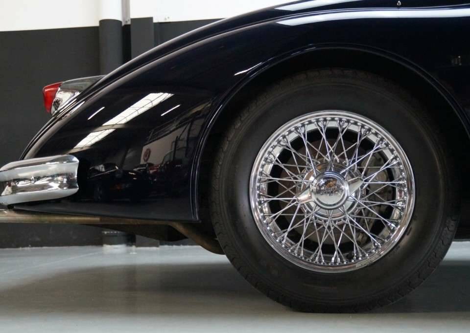 Afbeelding 13/50 van Jaguar XK 150 3.8 S OTS (1958)