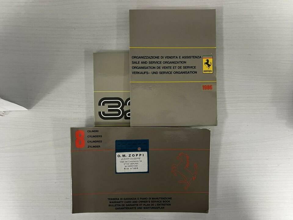 Image 13/15 de Ferrari 328 GTB (1987)