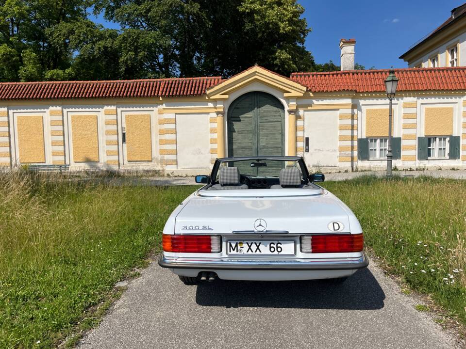 Afbeelding 7/65 van Mercedes-Benz 300 SL (1988)