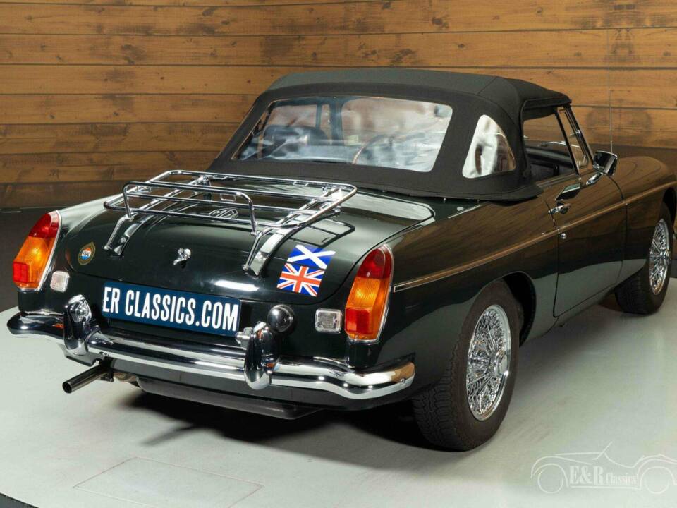 Obraz 13/19 pojazdu MG MGB (1973)