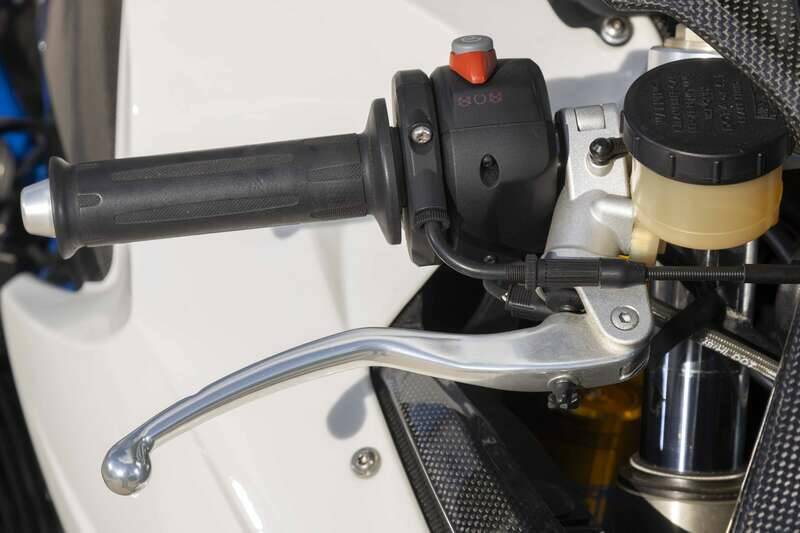 Image 17/47 of BMW HP2 Sport (2010)