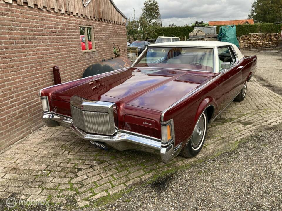 Image 38/50 of Lincoln Continental Mark III Hardtop Coupé (1971)