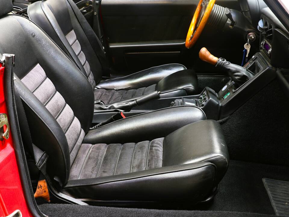 Bild 20/25 von Alfa Romeo 2.0 Spider (1993)