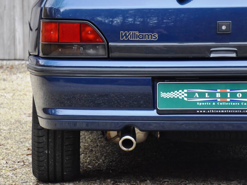 Bild 18/37 von Renault Clio I Williams (1994)