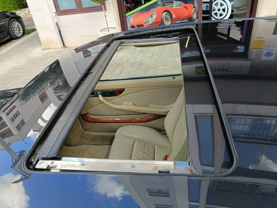 Bild 26/47 von Mercedes-Benz 560 SEC (1987)