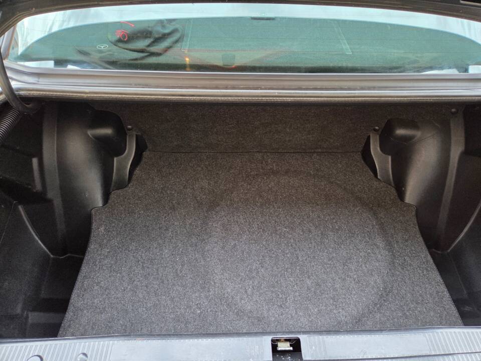 Bild 27/39 von Mercedes-Benz 190 E 1.8 (1992)