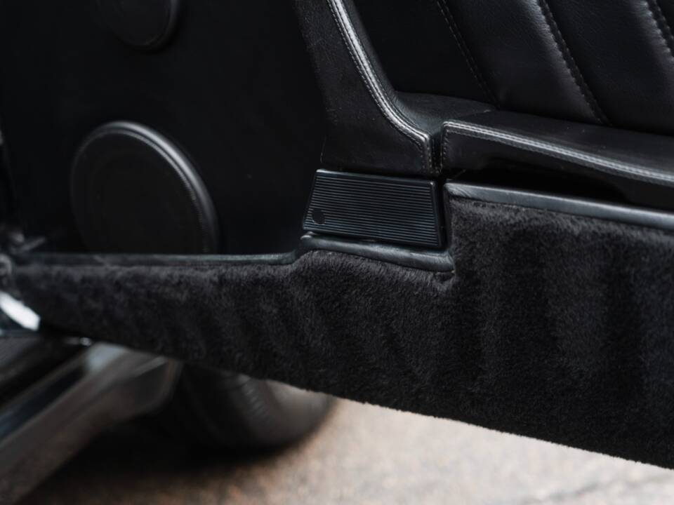 Image 50/67 of Porsche 911 Turbo 3.3 (1987)