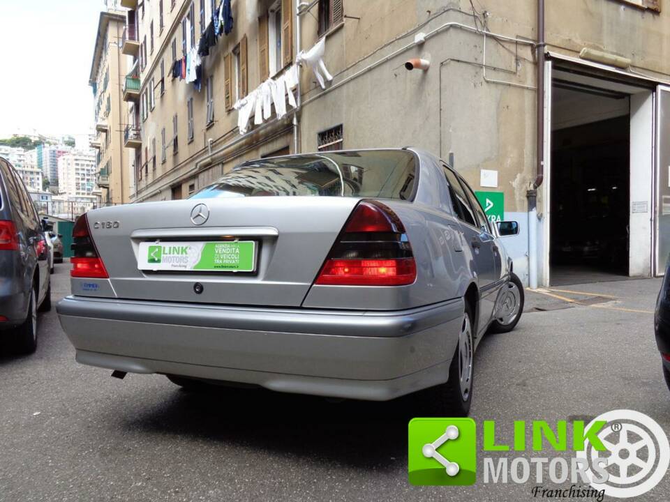 Image 5/10 of Mercedes-Benz C 180 (1998)