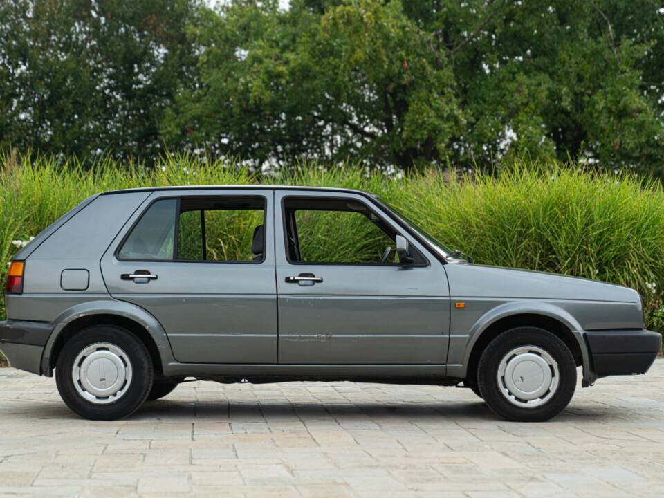 Afbeelding 4/45 van Volkswagen Golf Mk II 1.6 (1983)