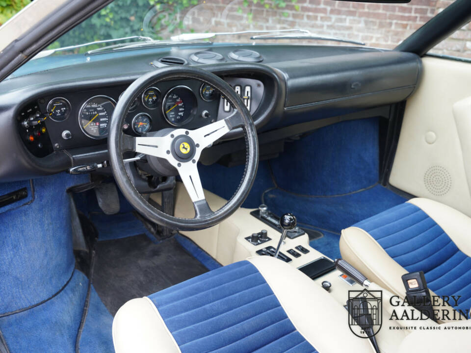 Image 3/50 of Ferrari Dino 208 GT4 (1976)