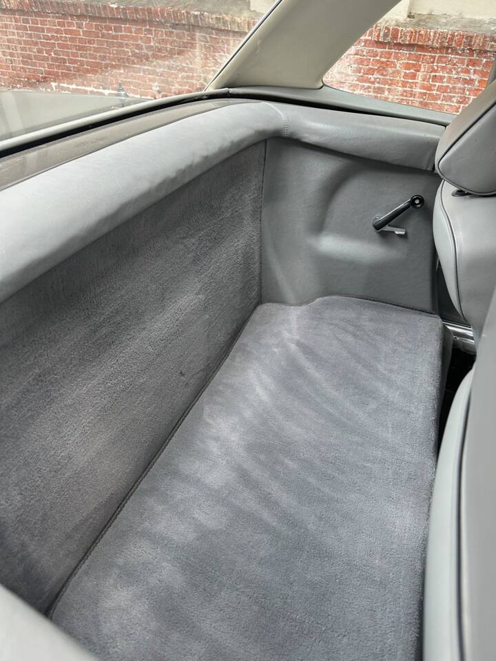 Afbeelding 33/40 van Mercedes-Benz 420 SL (1986)