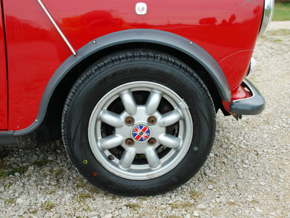 Image 16/38 of Mini 1000 (1987)