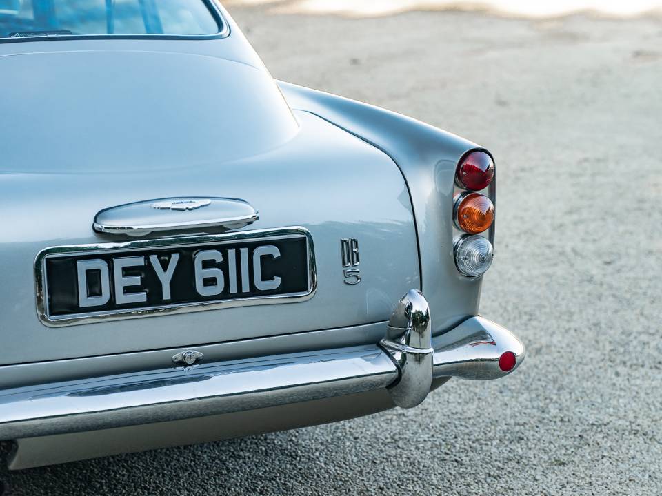 Image 20/48 of Aston Martin DB 5 (1965)