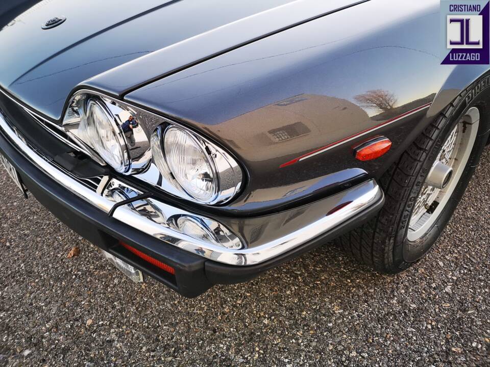 Image 50/70 of Jaguar XJ-S Convertible (1988)