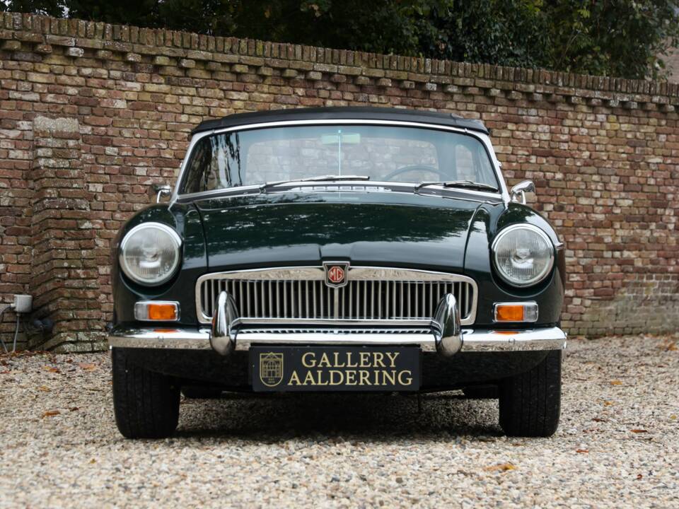 Bild 33/50 von MG MGB (1968)