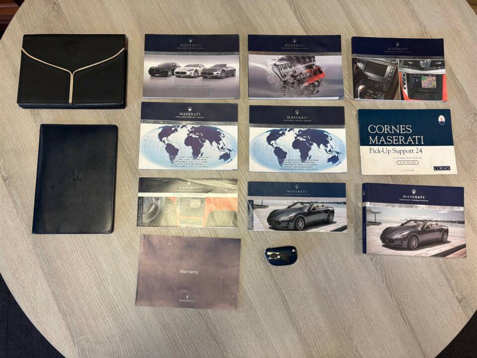 Immagine 93/93 di Maserati GranCabrio 4.7 (2010)