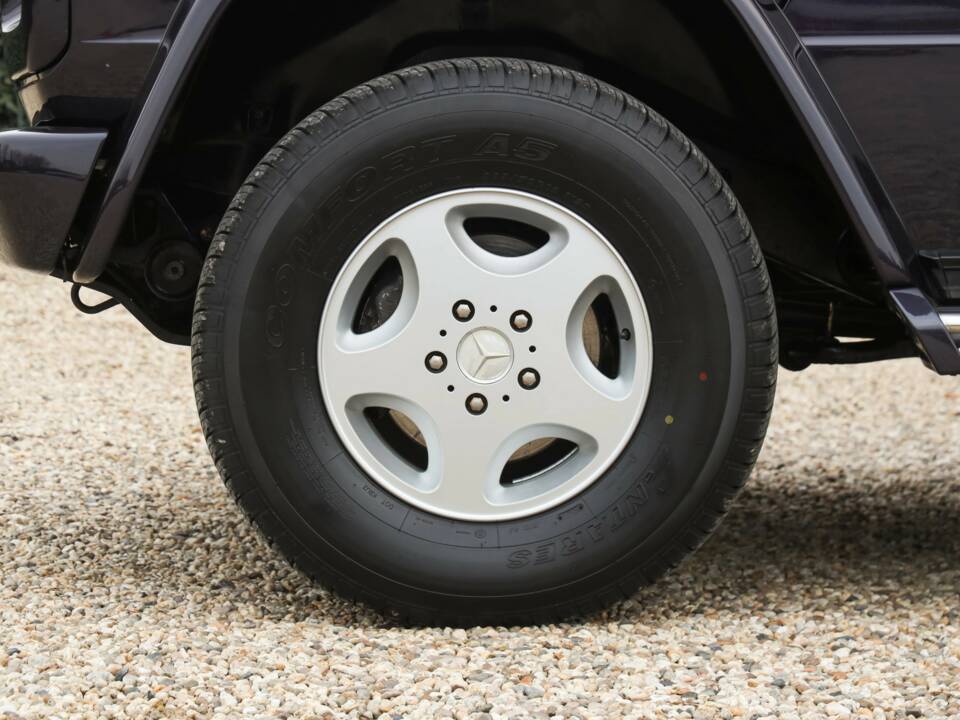 Bild 23/50 von Mercedes-Benz 500 GE (1993)