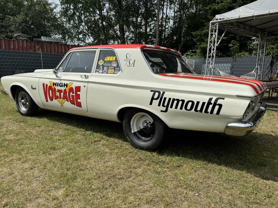 Bild 6/8 von Plymouth Savoy Coupé (1963)