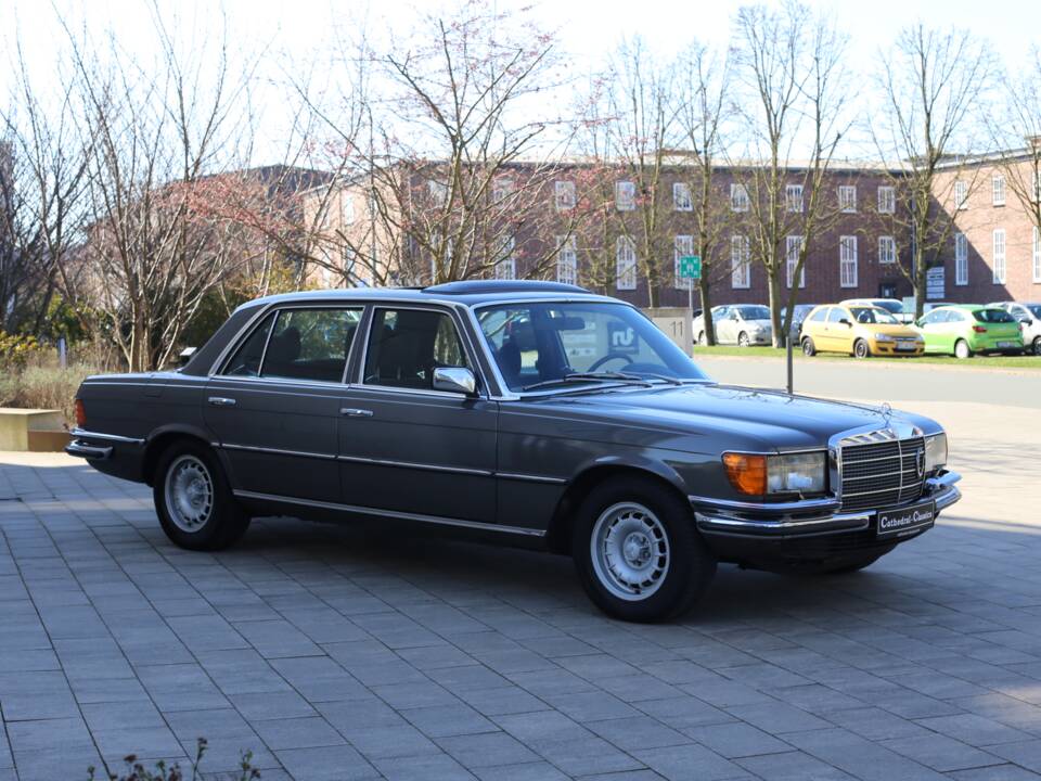 Afbeelding 46/46 van Mercedes-Benz 450 SEL 6,9 (1977)