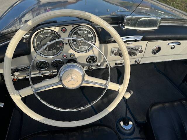 Image 9/15 de Mercedes-Benz 190 SL (1962)