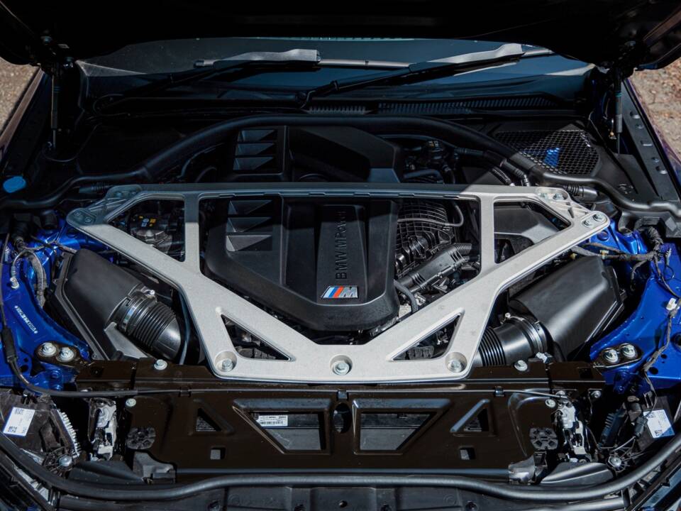 Image 12/46 of BMW M4 Competition xDrive (2025)
