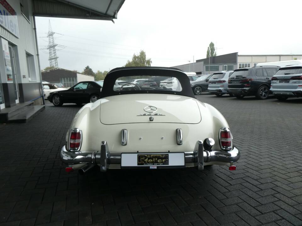 Afbeelding 5/29 van Mercedes-Benz 190 SL (1956)