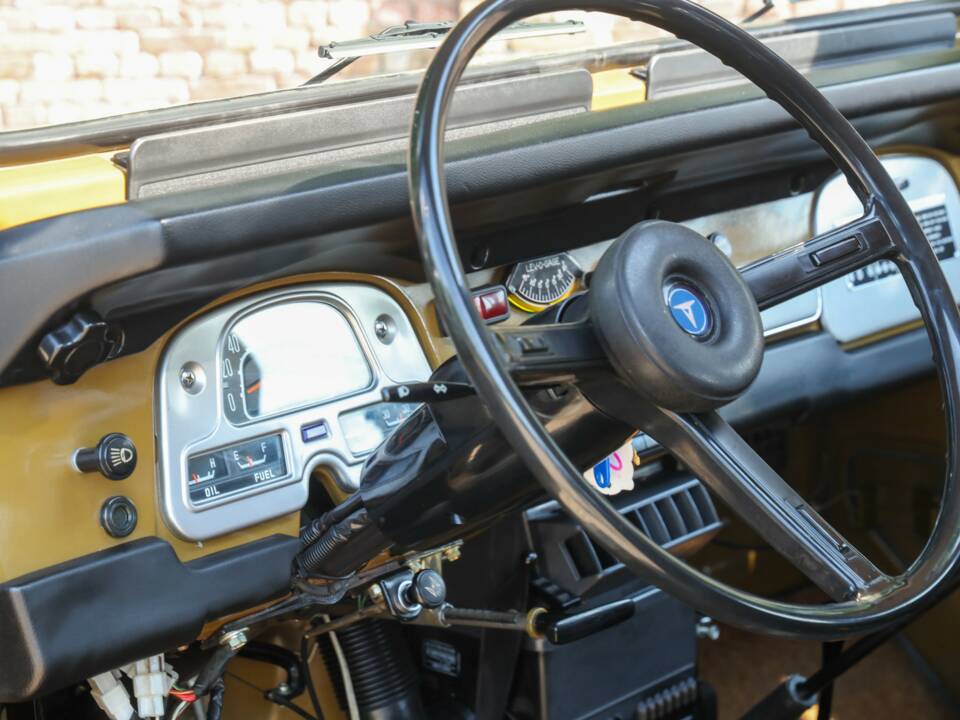Image 47/50 de Toyota Land Cruiser BJ 40 (1979)