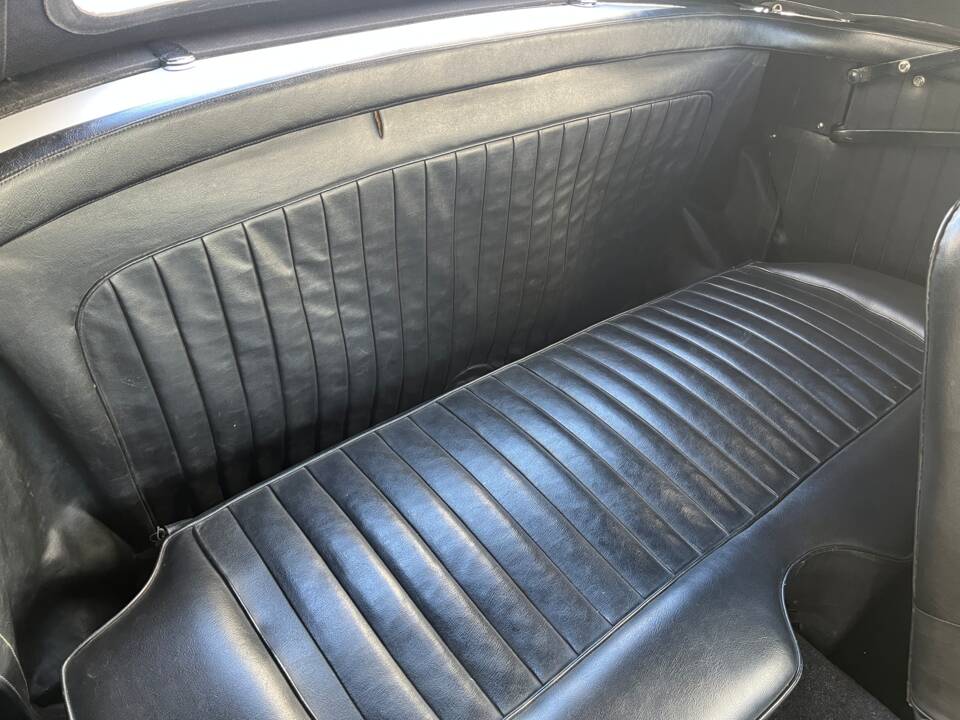 Bild 44/56 von Lancia Appia Convertible Vignale (1962)