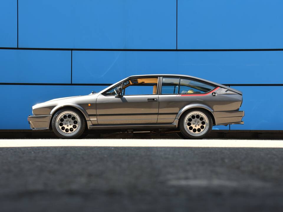Bild 5/19 von Alfa Romeo GTV 6 2.5 (1986)
