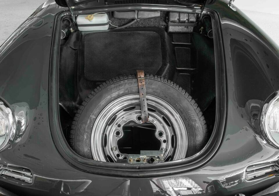 Bild 37/43 von Porsche 356 B 1600 Super (1962)