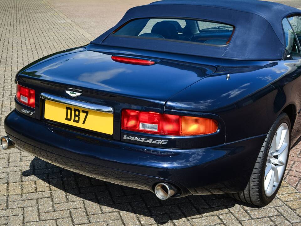 Bild 25/50 von Aston Martin DB 7 Vantage Volante (2001)