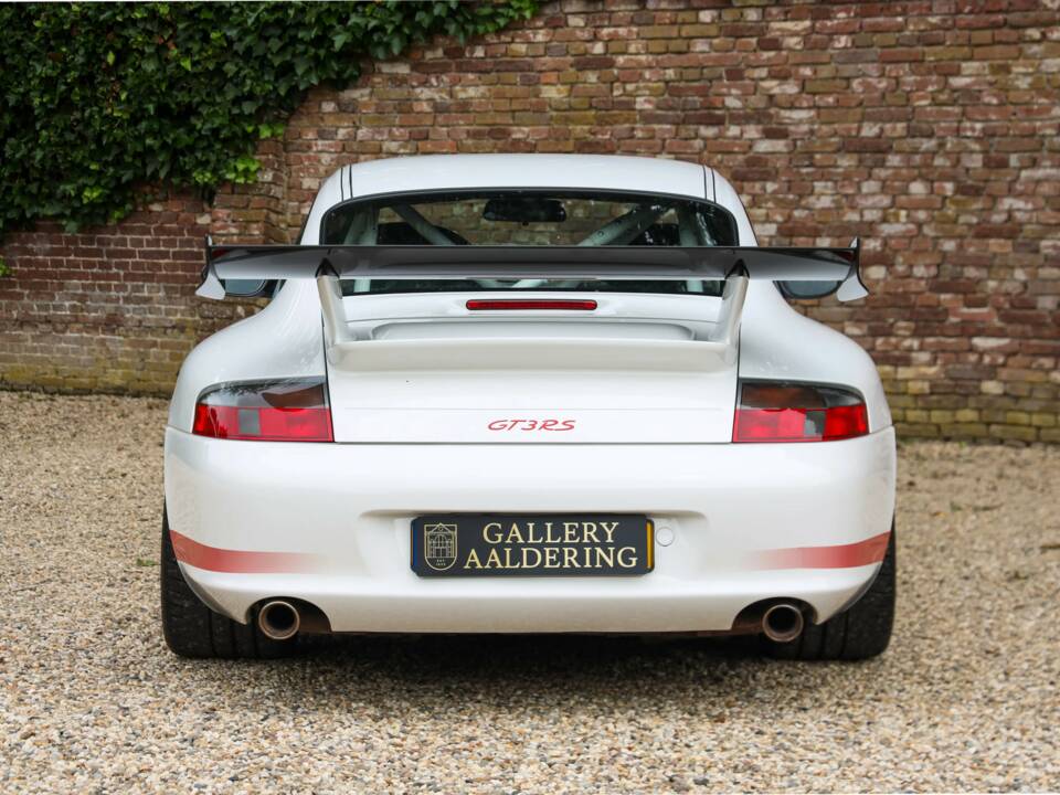 Immagine 48/50 di Porsche 911 GT3 RS (2004)