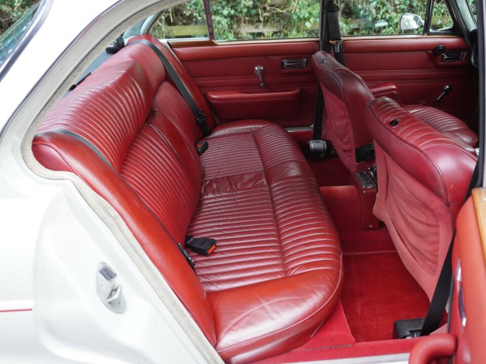 Imagen 14/20 de Jaguar XJ 6 4.2 (1972)