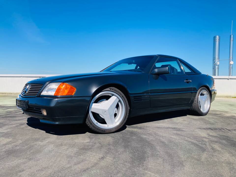Obraz 27/29 pojazdu Mercedes-Benz 300 SL-24 (1991)