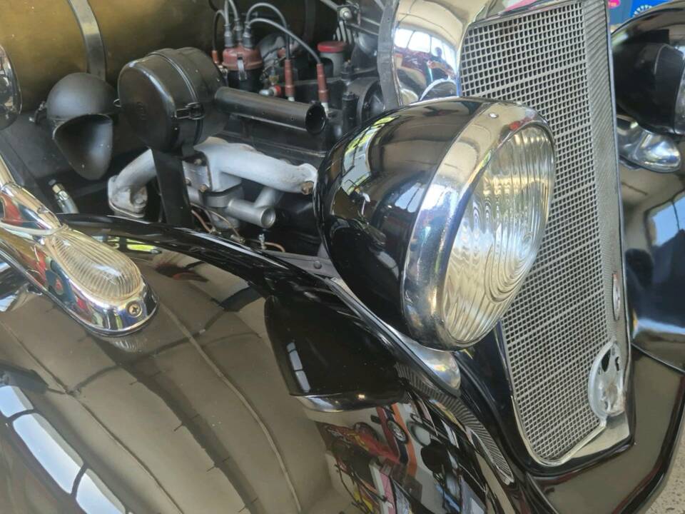 Imagen 10/28 de Mercedes-Benz 170 V  Cabriolet A (1937)