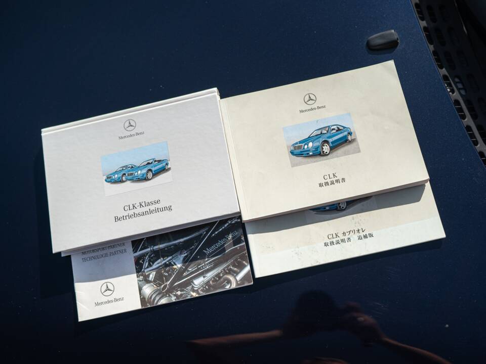 Bild 55/61 von Mercedes-Benz CLK 320 (2002)