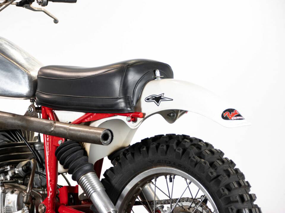 Image 10/50 of CZ 250 (1977)