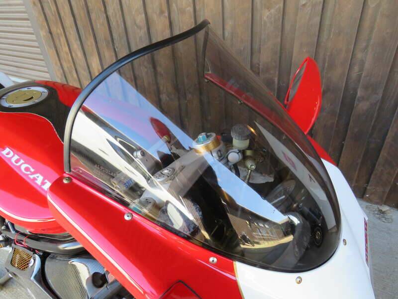 Bild 6/46 von Ducati 996 SPS (2000)