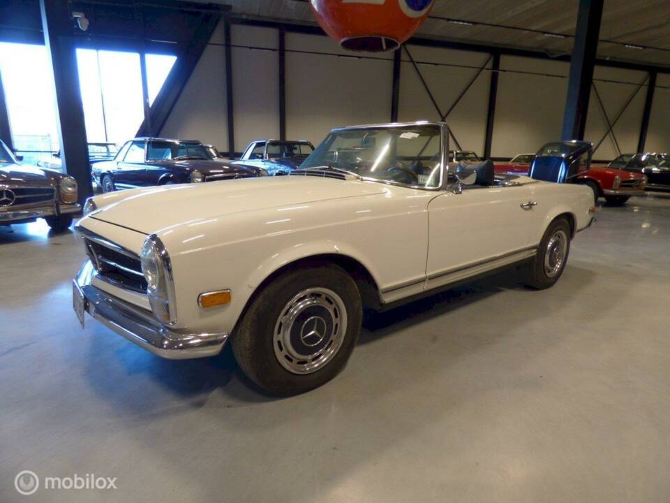 Bild 2/12 von Mercedes-Benz 280 SL (1969)
