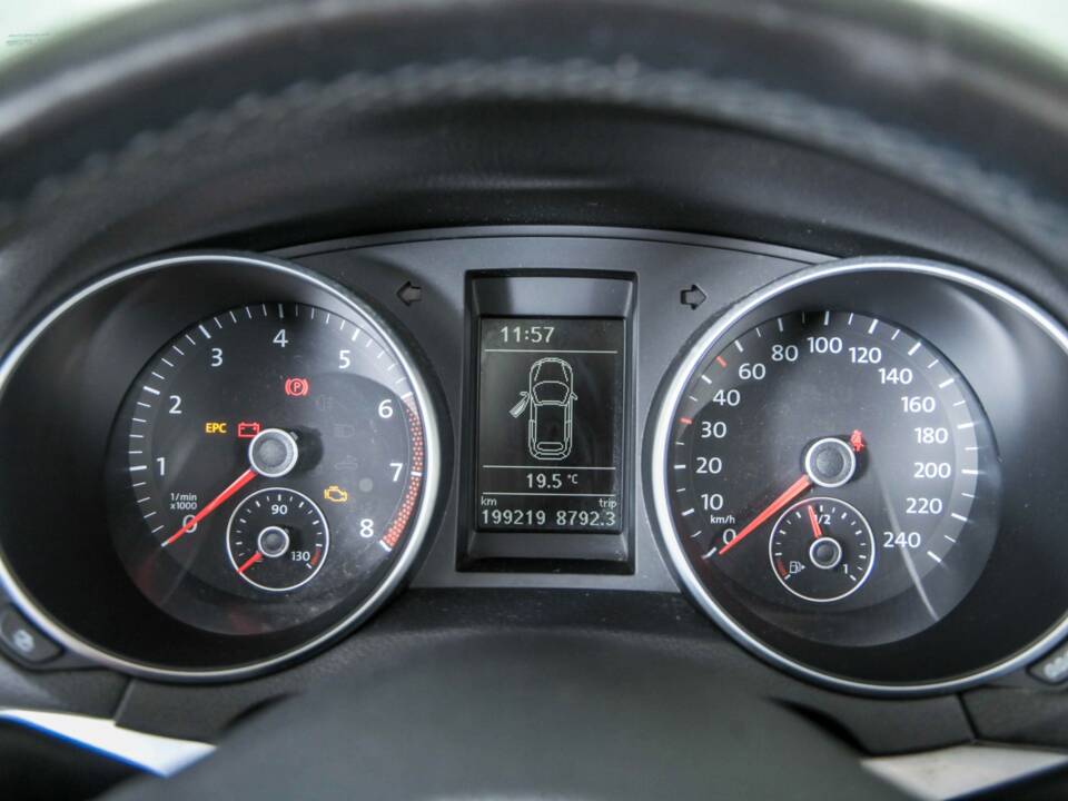 Bild 15/50 von Volkswagen Golf VI 1.2 TSI (2012)