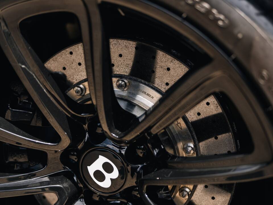 Immagine 11/50 di Bentley Continental GTC (2010)