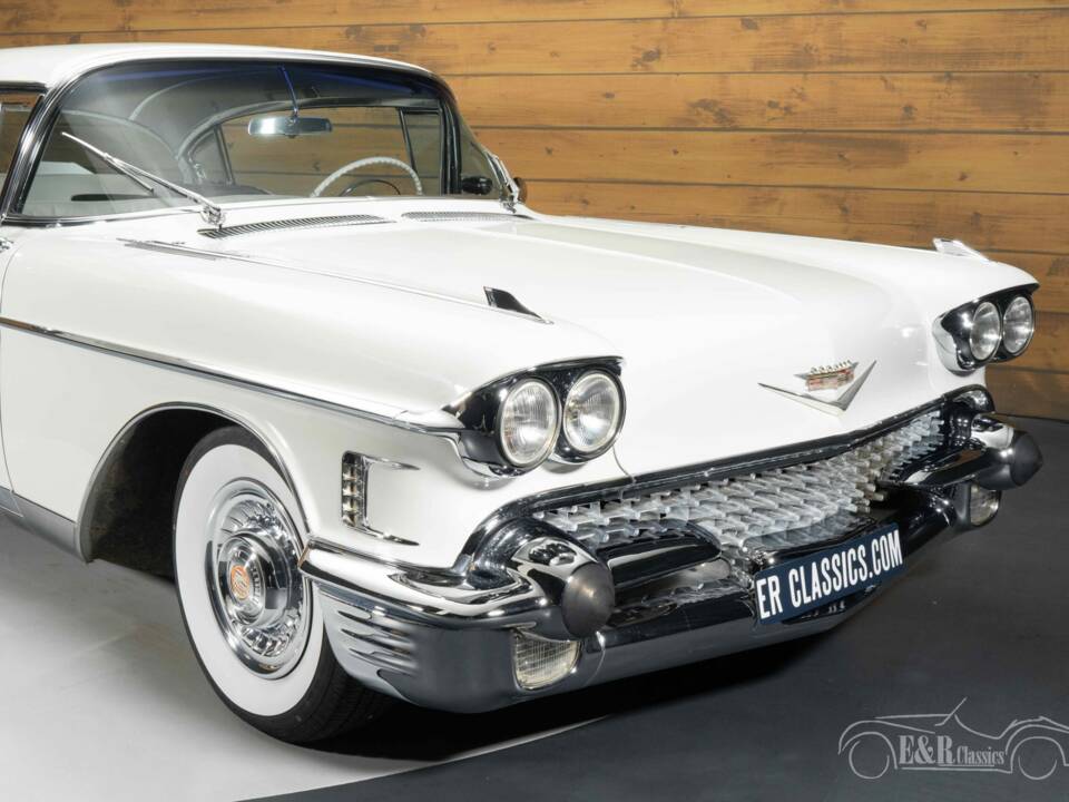 Imagen 3/8 de Cadillac 60 Special Fleetwood (1958)