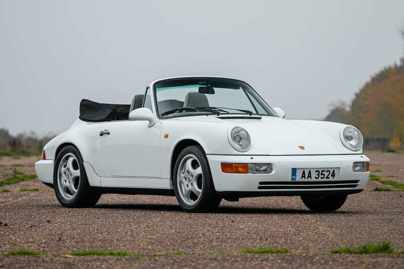 Image 1/38 of Porsche 911 Carrera 4 (1991)