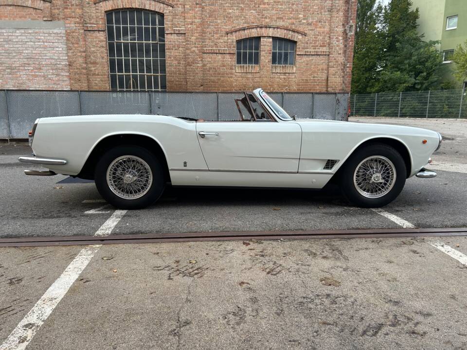 Image 5/34 of Maserati 3500 GTI Vignale (1963)