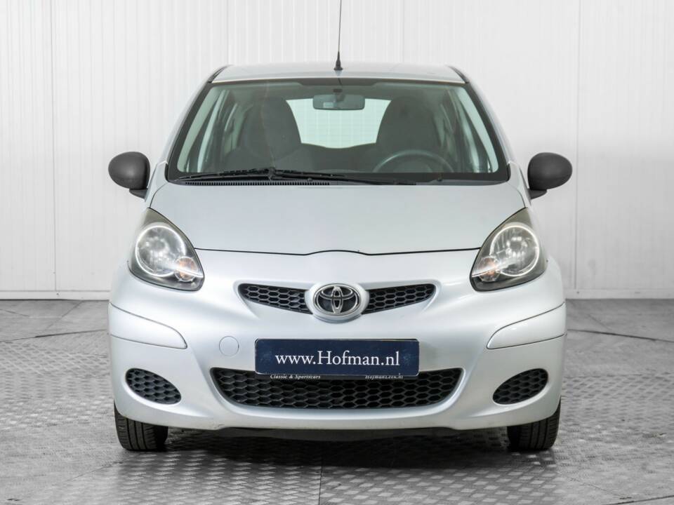Image 14/48 of Toyota Aygo (2010)