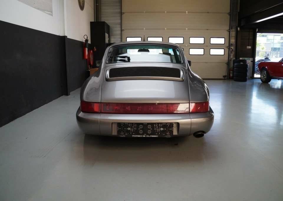 Immagine 40/50 di Porsche 911 Carrera 4 (1989)