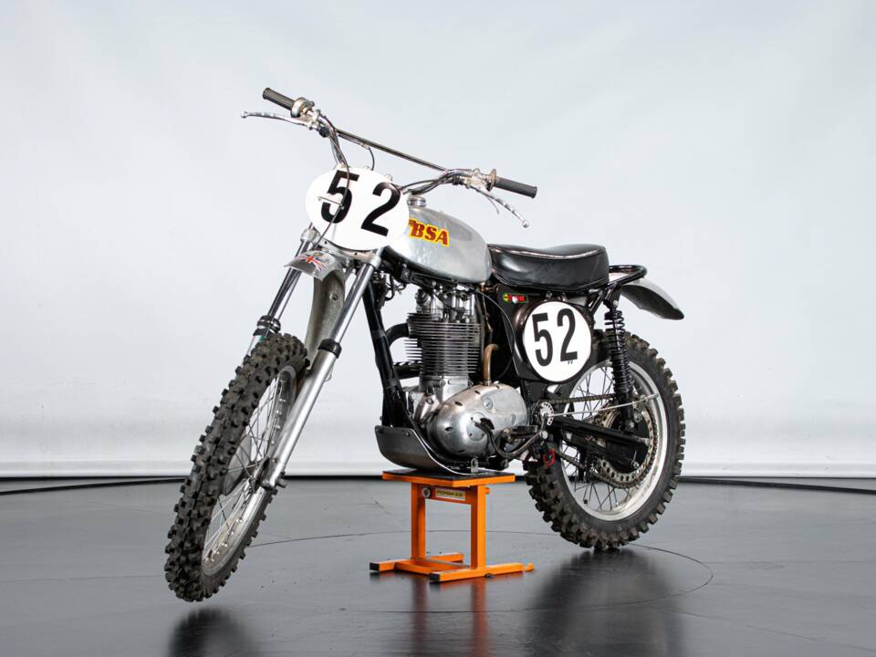 Bild 7/50 von BSA DUMMY (1974)