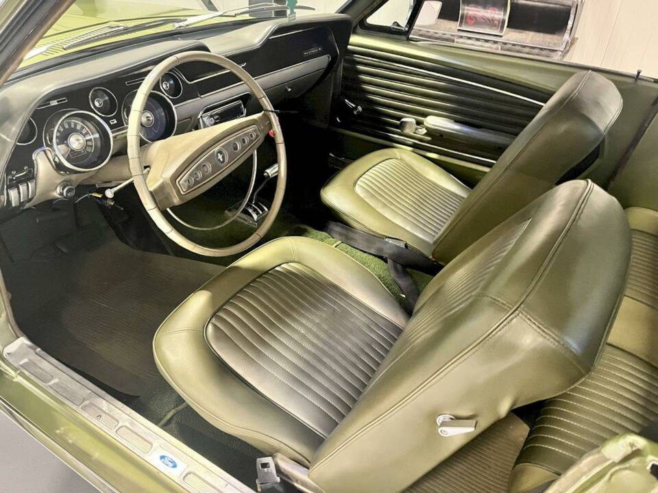 Image 18/36 of Ford Mustang 390 (1968)